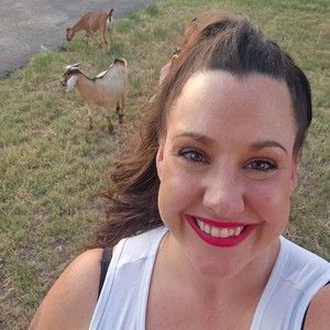 Meet your Posher, Callie